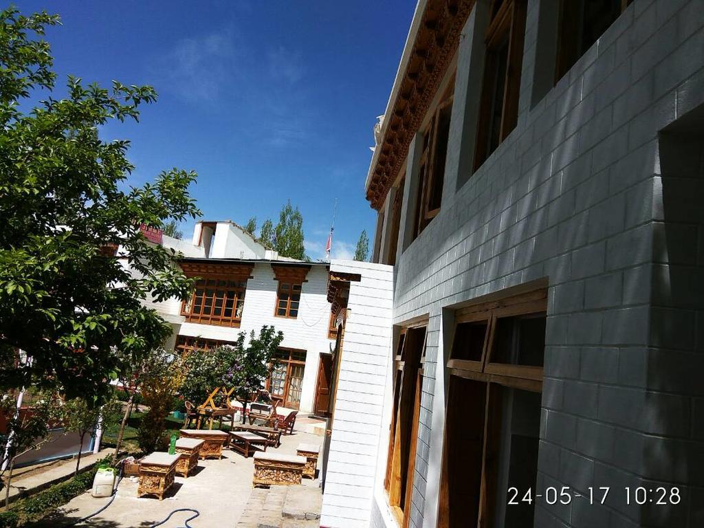 Jimmy'S Homestay Leh Kültér fotó